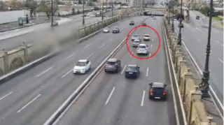 Sağdan ötmə əməliyyatı dəhşətli qəzaya səbəb oldu - REAL VİDEO 