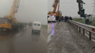 Sabirabadda yük maşını dərəyə aşıb - VİDEO 