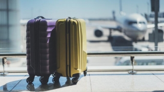 Daha bir ölkə turistlərə sərhədlərini açır