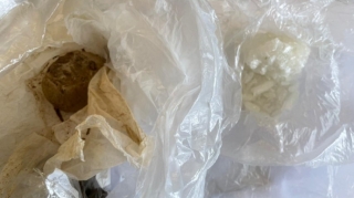 Yevlaxda saxlanılan şəxslərdən “patı” və heroin askarlandı