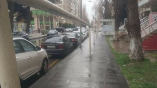 Paytaxtda cavabsız tapmaca: Qaz xətti birinci çəkilib, yoxsa piyada səkisi? - FOTO 