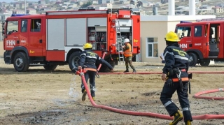 FHN  məlumat yaydı - 1 nəfərin meyiti tapılıb, 5 nəfər xilas edilib