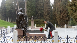 SOMDA rəhbərliyi Fəxri və Şəhidlər xiyabanlarını ziyarət edib - FOTO 