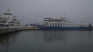 Dardanel boğazından gəmilərin keçidi dumana görə dayandırılıb 