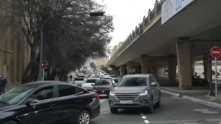 Tbilisi prospekti ilə hərəkət edənlərin NƏZƏRİNƏ!  - VİDEO