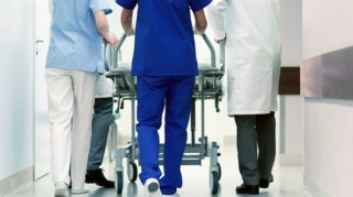 İsmayıllıda avtomobil piyadanı vuraraq öldürüb 