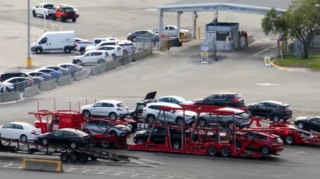 В Азербайджане десятки человек стали жертвами одной схемы: как граждан обманывают при заказе авто - ВИДЕО 