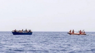 Miqrantları daşıyan qayıqlar qəzaya uğrayıb, azı dörd nəfər həlak olub 