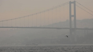İstanbul boğazında gəmilərin hərəkəti dayandırıldı 