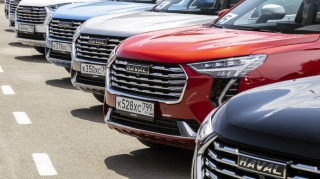 Çin avtomobilləri öz sahiblərini "girov götürür" - VİDEO 