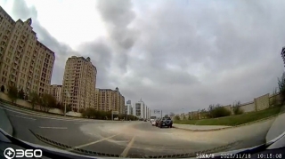 Bu küçədə tikinti maşınları yolu yararsız edib – 1 aydır heç bir tədbir görülmür   - VİDEO