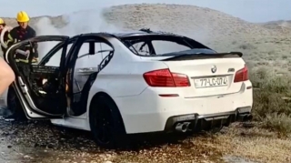 Goranboyda hərəkətdə olan “BMW” alışıb yandı    - VİDEO