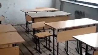 "Şagirdlər məktəb əvəzinə hazırlıq kurslarına gedirlər, direktorun qızı da..." - VİDEO 