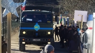 Sülhməramlılara aid 20 avtomobil Laçın yolundan keçib  - YENİLƏNİB