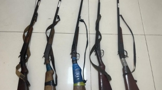 Cəlilabad və Oğuz sakinləri qanunsuz saxladıqları silahları təhvil verdi  - FOTO