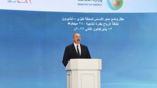 İlham Əliyev “Xızı-Abşeron” Külək Elektrik Stansiyasının təməlqoyma mərasimində - FOTO 