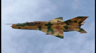 В Ливии во время военного парада разбился истребитель 