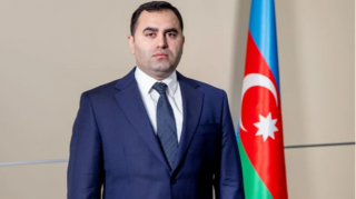 Prezident onu yenidən icraçı direktor təyin etdi 