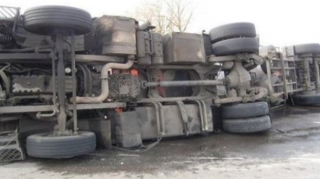 Şamaxıda “Shacman” aşdı - Ölən var 