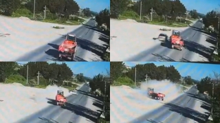 Traktorun yolda qayda pozması ağır qəzaya səbəb oldu - VİDEO 