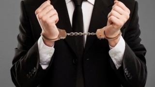 Azərbaycanda karantin rejimi qaydalarını pozan vəkil həbs edildi  - FOTO