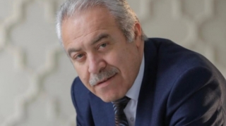 Azərbaycanın Əməkdar artistinə fəxri ad verildi 