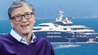 Bill Qeytsin lüks yaxtası Bodrum sahillərində