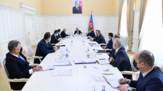 Baş nazir ərzaq təhlükəsizliyi ilə bağlı müşavirə keçirdi