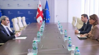 Gürcüstan və Azərbaycan dəmir yolu sahəsində əməkdaşlığı müzakirə etdi 