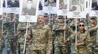 Prezident və xanımının şəkillərini tutduğu şəhidlər kimlərdir? - FOTO 