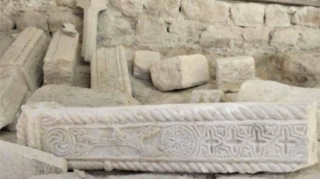 Hadrutda ermənilərin dağıdıb gizlətdiyi qədim qəbir daşları AŞKARLANDI 