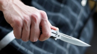 Sevgilisini qəbiristanlığa çağırıb bıçaqladı 