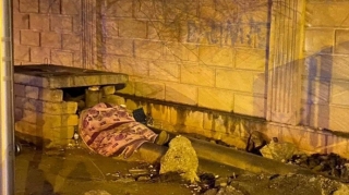 Küçədə gecələyən şəxs sığınacağa yerləşdirildi  - FOTO