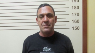 İcarəyə götürdüyü maşına müştəri tapıb 5100 manat beh aldı - FOTO