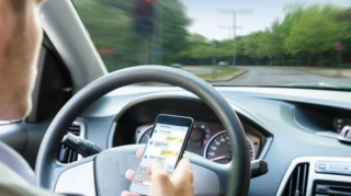 Sükan arxasında telefondan istifadə faciəyə səbəb ola bilər - MÜTƏXƏSSİS - VİDEO 