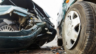 Bakıda İran səfirliyinin maşını qəzaya düşdü 