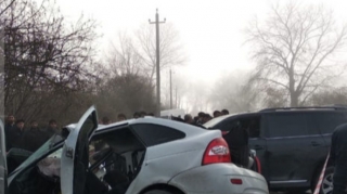 Qələbədə “Priora” ilə “Toyota” toqquşdu: Ölən var - FOTO   - YENİLƏNİB