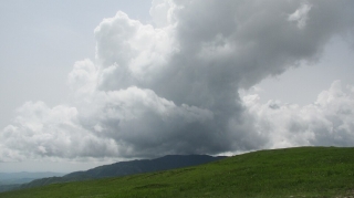Buludlara müdaxilə ilə bağlı XƏBƏRDARLIQ: Fəlakətə yol aça bilər