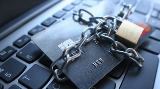 Bakı sakininin bank hesabından pul oğurlanıb 