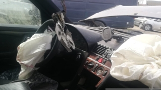 Yevlaxda iki avtomobil toqquşub, sürücülərdən biri ölüb 