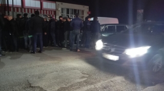 Cəlilabadda "07" və "Mercedes" toqquşdu: Xəsarət alanlar var - FOTO