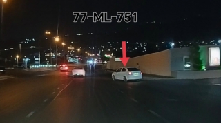 Sağ zolağa sığmayan sürücü sol zolağa çıxıb təhlükə yaratdı - VİDEO