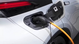 "Riskə gedib plug-in hibrid almağınız mənasızdır" - Ekspert 