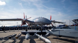 Azərbaycana yeni analoqsuz silah gəlir – FOTO 