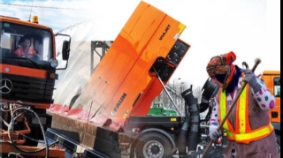 Ömrünü son ünvana “süpürənlər”:  Küçələr niyə texnikalarla təmizlənmir? - ARAŞDIRMA - FOTO 