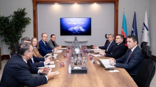 ADY və Beynəlxalq Maliyyə Korporasiyası yeni əməkdaşlıq istiqamətlərini müzakirə edib - FOTO