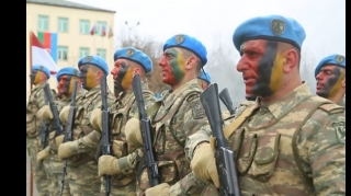 В Азербайджане объявлен прием в воинские части коммандос - ВИДЕО