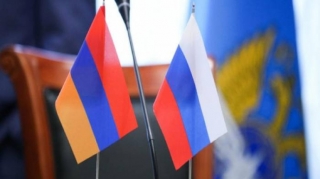 Dmitri Medvedev Ermənistanı hədələdi   