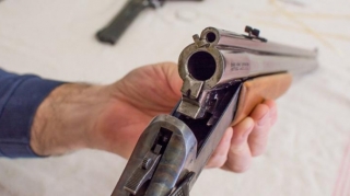 Salyan sakinində silah-sursat götürüldü