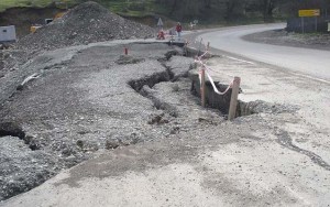 Bakı-Şamaxı yolunda sürüşmə baş verdi